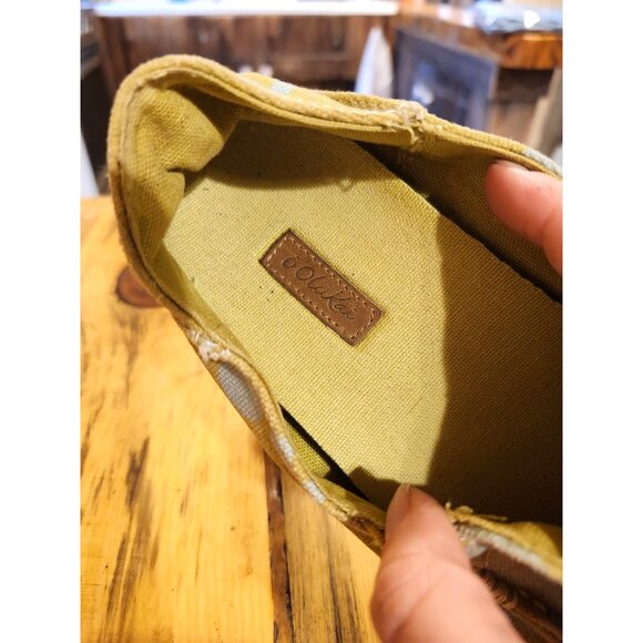 Olukai Women's Size 6 Nohea Canvas Print Slip On Green Blue Palm Design - Picture 3 of 7